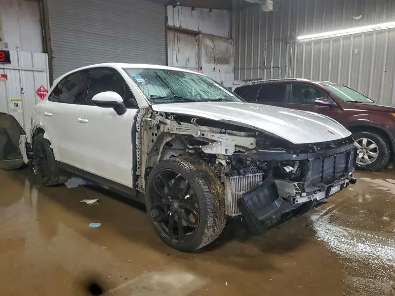 2021 PORSCHE CAYENNE   