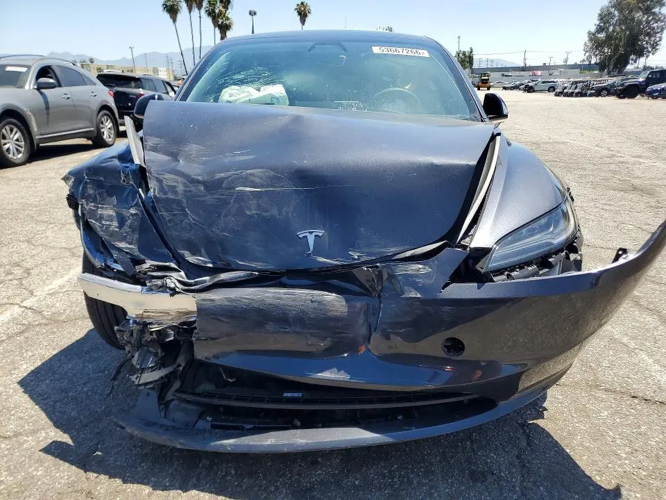 2025 TESLA MODEL 3   