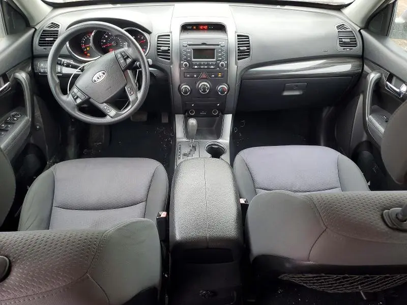 2012 KIA SORENTO LX  