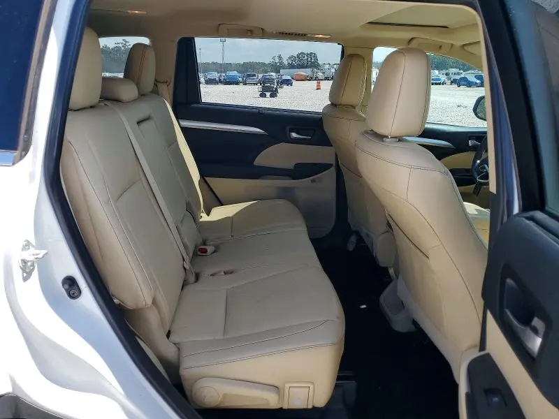 2019 TOYOTA HIGHLANDER   