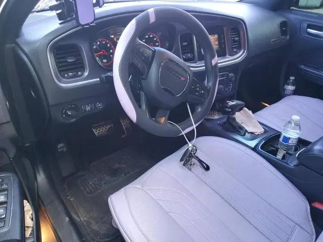 2017 DODGE CHARGER SE  