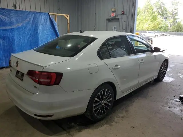 2015 VOLKSWAGEN JETTA SE  