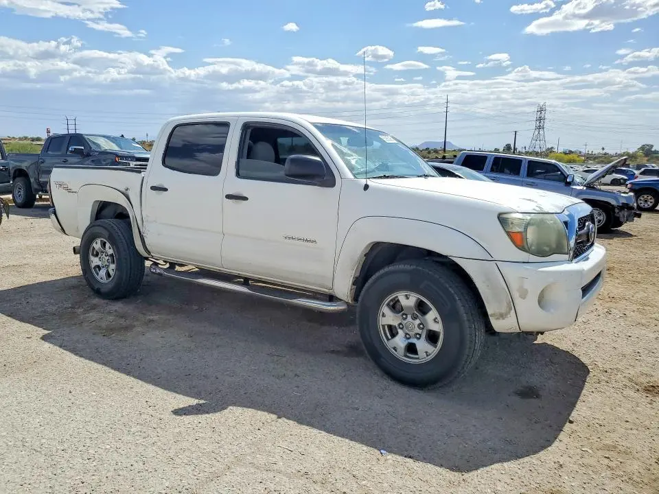 2011 TOYOTA TACOMA DOUBLE CAB PRERUNNER  