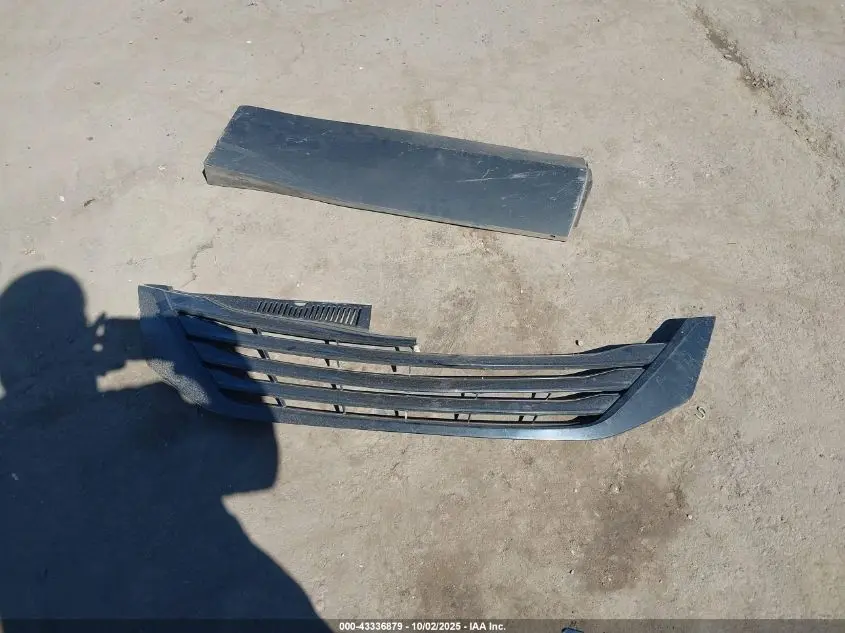 2013 TOYOTA SIENNA L V6 7 PASSENGER