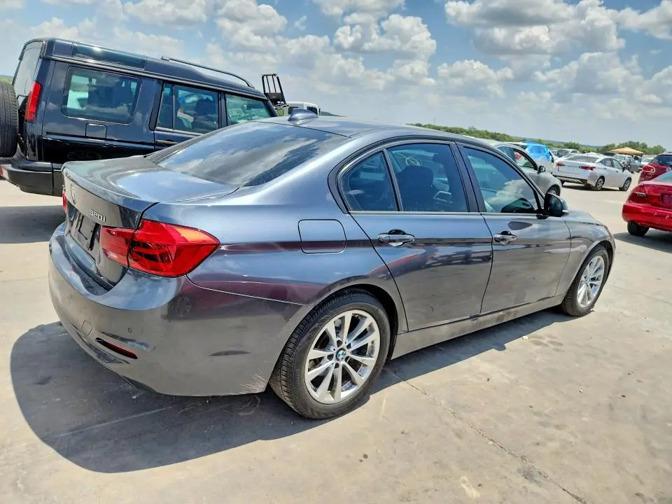 2017 BMW 320 XI  