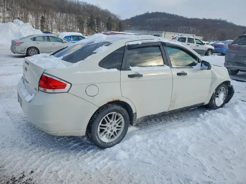 2010 FORD FOCUS SE  