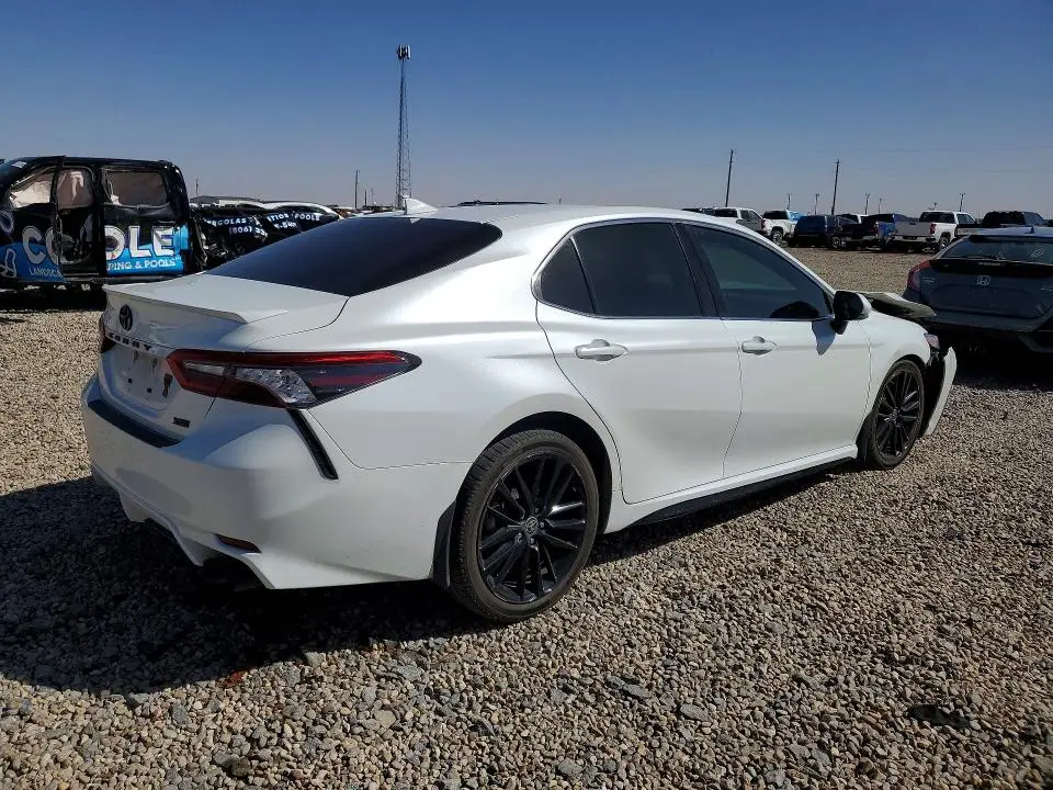 2022 TOYOTA CAMRY XSE  