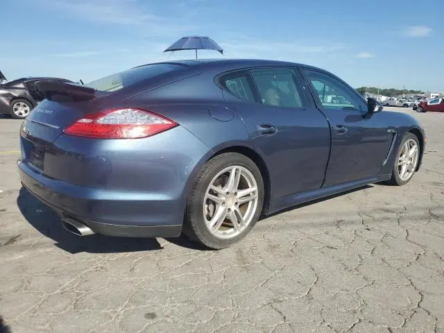 2011 PORSCHE PANAMERA 4