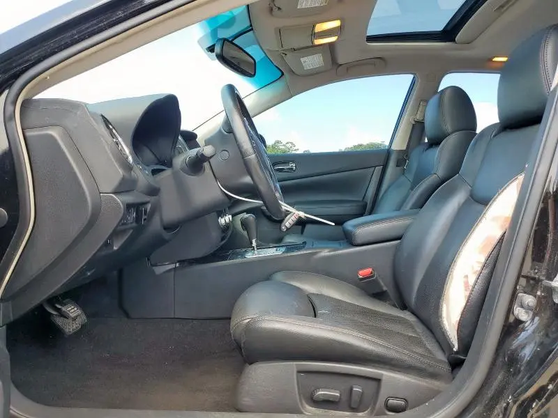 2012 NISSAN MAXIMA S  