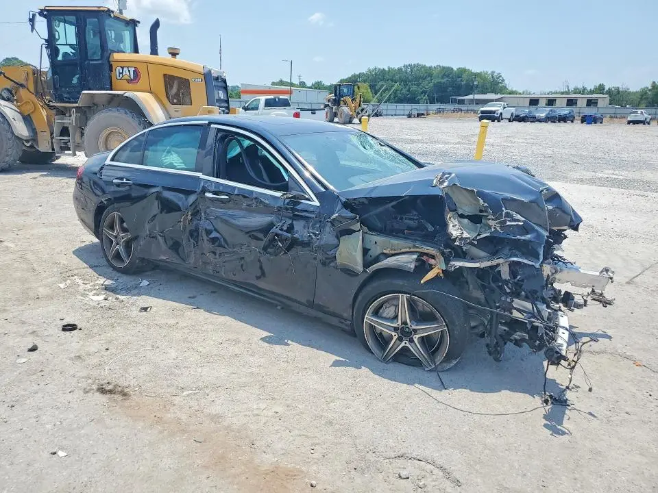 2017 MERCEDES-BENZ E 300 4MATIC  