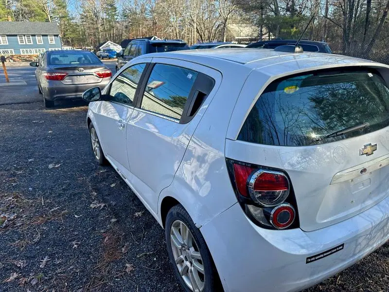 2015 CHEVROLET SONIC LT  