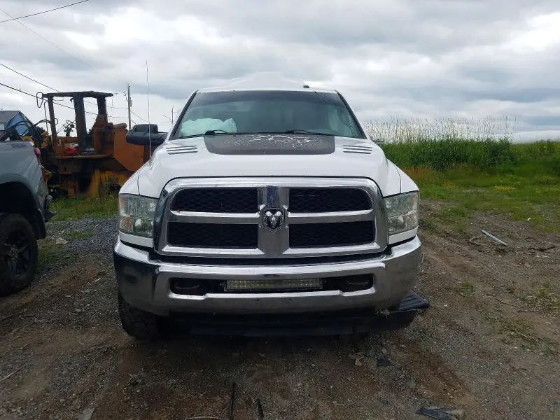 2014 RAM 2500 SLT  