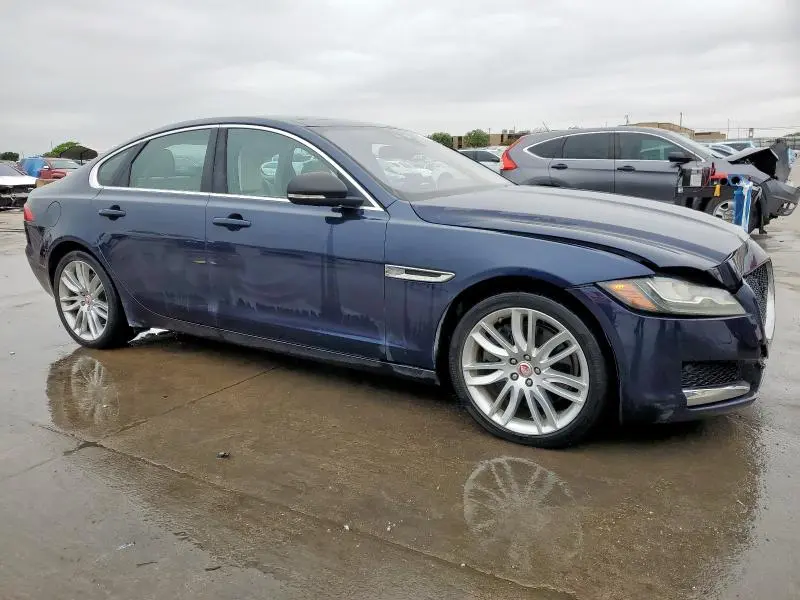 2016 JAGUAR XF PRESTIGE  