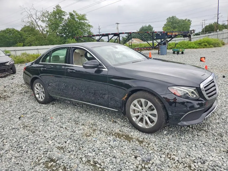 2017 MERCEDES-BENZ E 300  