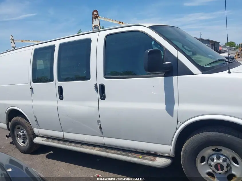 2017 GMC SAVANA 2500 WORK VAN