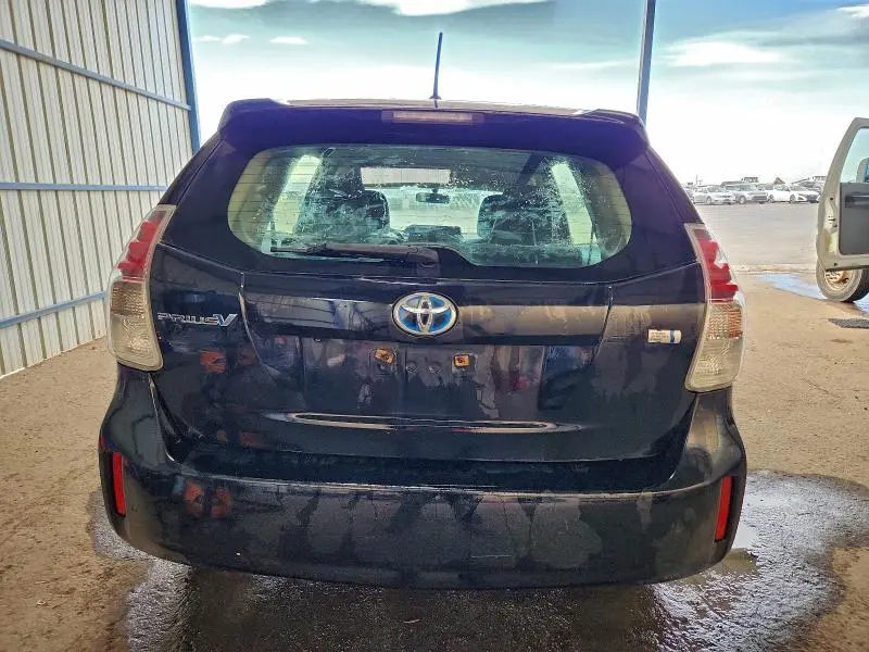 2015 TOYOTA PRIUS V   