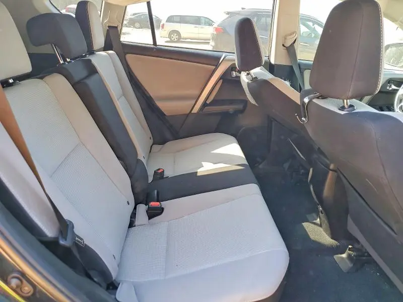 2018 TOYOTA RAV4 XLE  