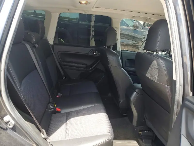 2016 SUBARU FORESTER PREMIUM + MR  