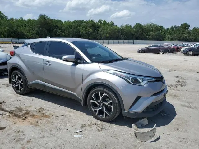 2018 TOYOTA C-HR XLE  