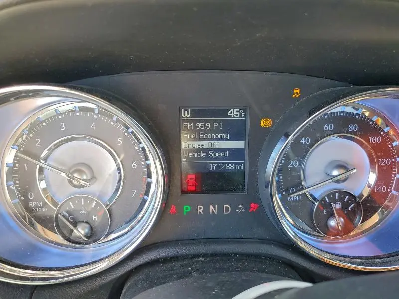 2011 CHRYSLER 300 LIMITED  