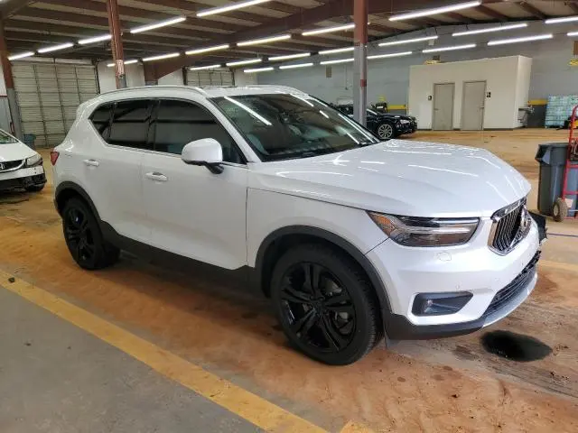 2021 VOLVO XC40 T5 INSCRIPTION  