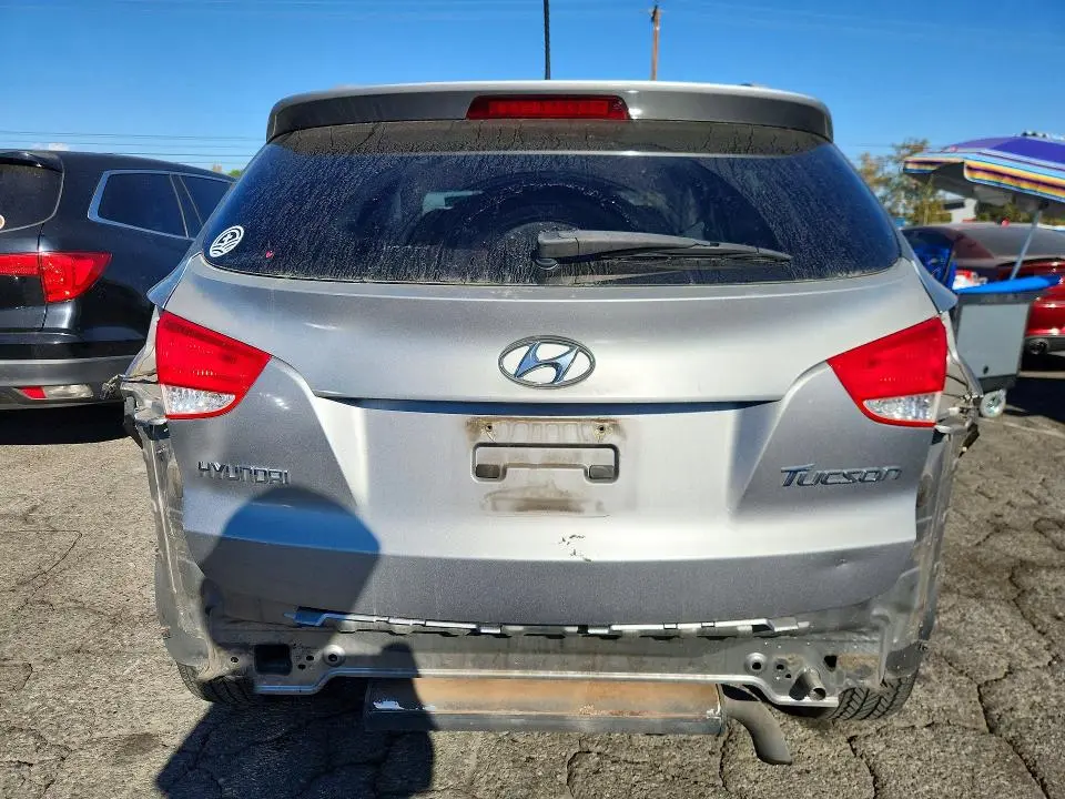 2012 HYUNDAI TUCSON GLS  