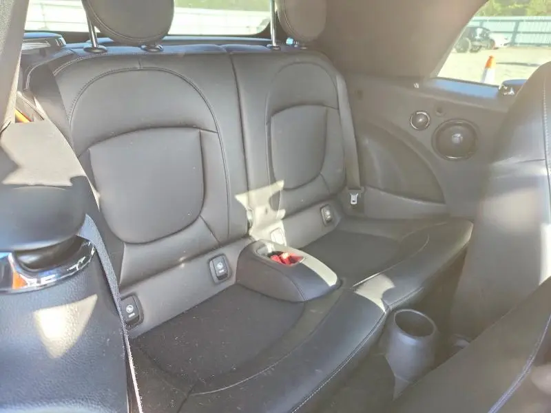 2019 MINI COOPER   