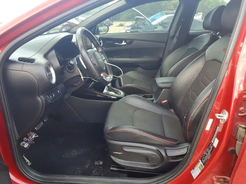 2023 KIA FORTE GT  