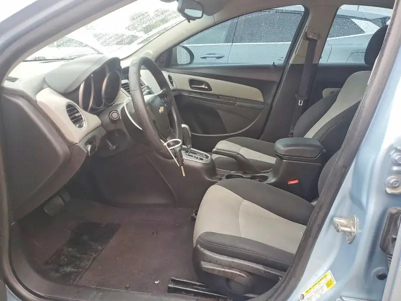 2011 CHEVROLET CRUZE LS  