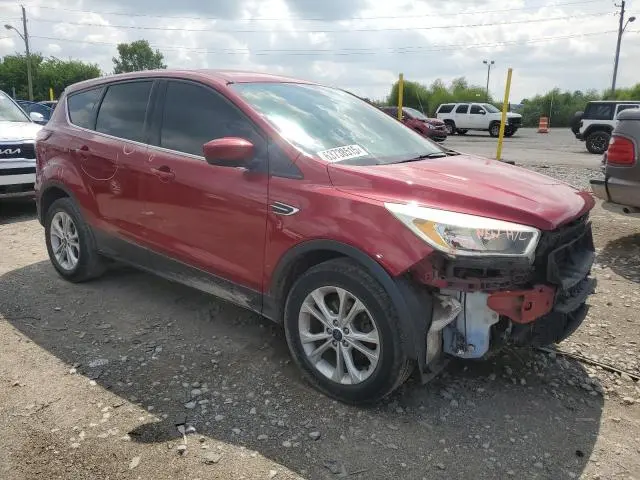 2017 FORD ESCAPE SE  