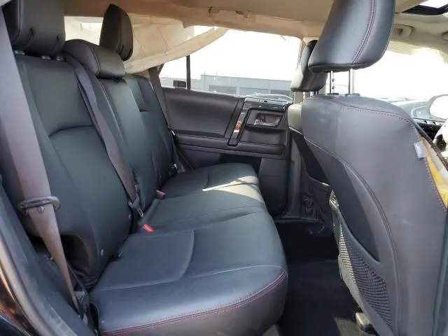 2019 TOYOTA 4RUNNER SR5/SR5 PREMIUM  