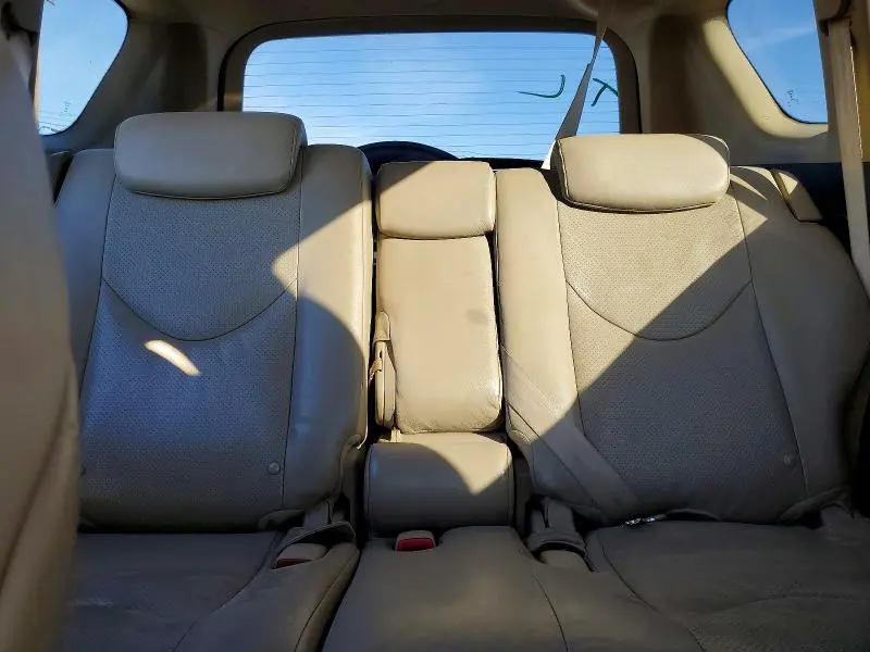 2011 TOYOTA RAV4 LIMITED  