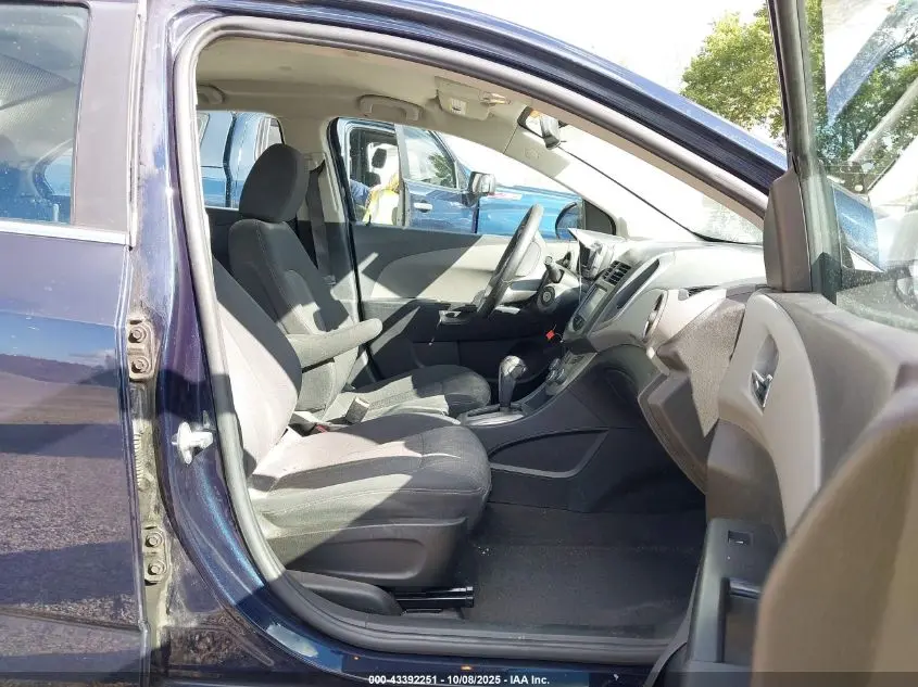 2015 CHEVROLET SONIC LT AUTO