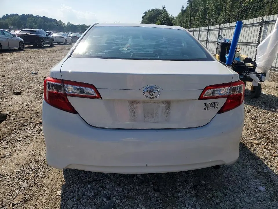2012 TOYOTA CAMRY LE  