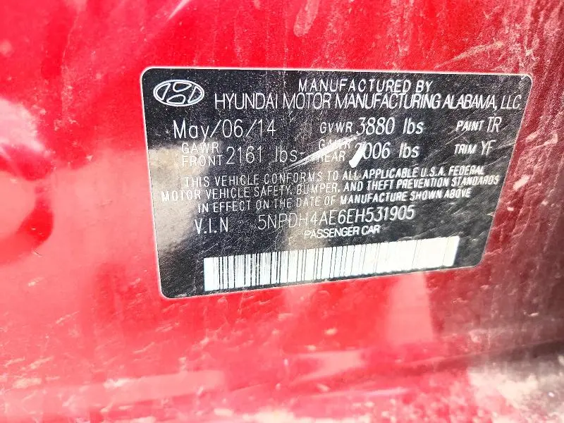 2014 HYUNDAI ELANTRA SE  