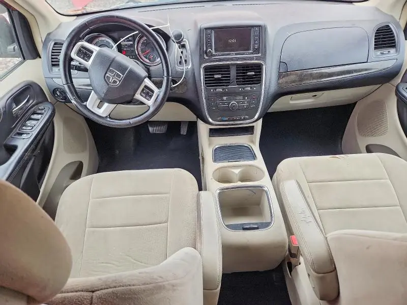 2011 DODGE G CARV SE   
