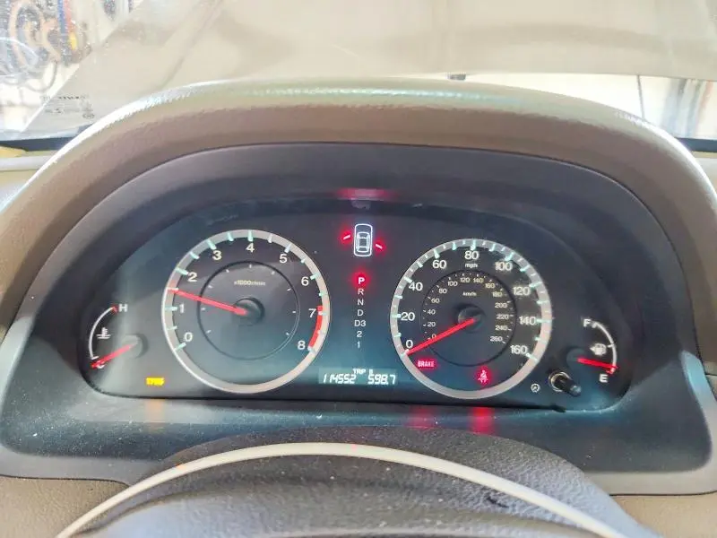 2010 HONDA ACCORD LX  