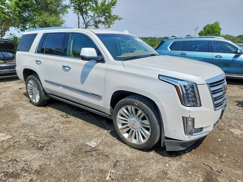 2016 CADILLAC ESCALADE PLATINUM  
