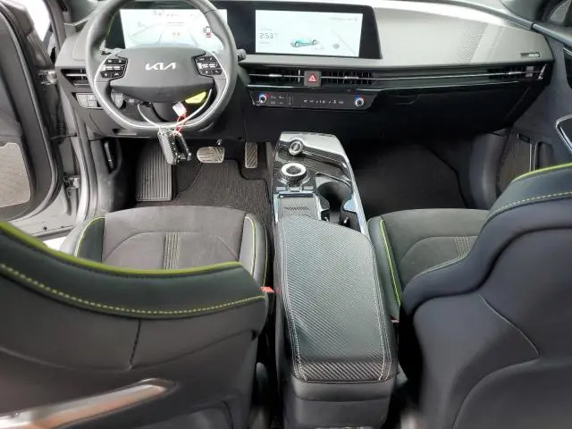 2023 KIA EV6 GT  