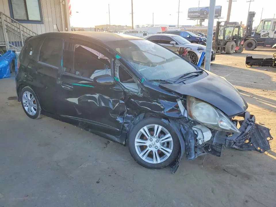 2011 HONDA FIT SPORT  