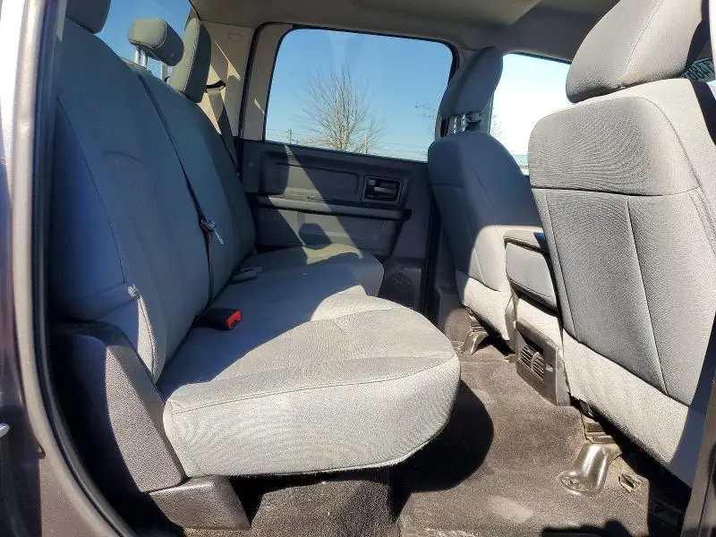 2015 RAM 2500 ST  
