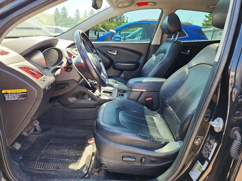 2010 HYUNDAI TUCSON GLS  