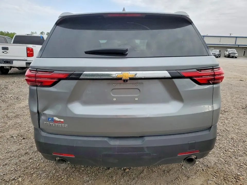 2023 CHEVROLET TRAVERSE LS  