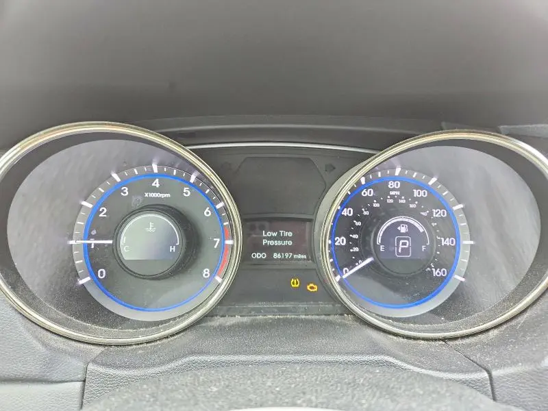 2011 HYUNDAI SONATA LIMITED  