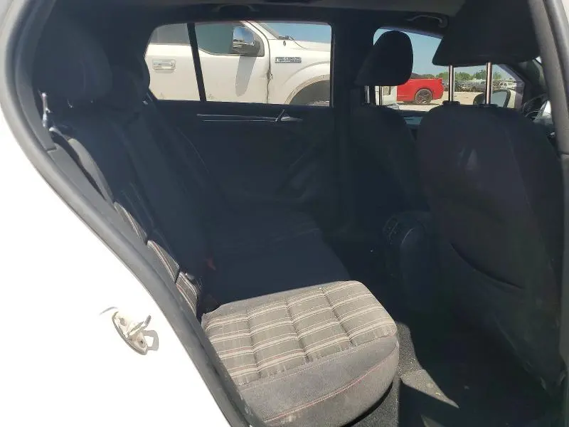 2013 VOLKSWAGEN GTI   