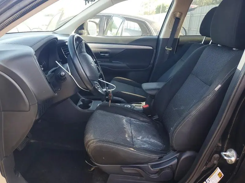 2016 MITSUBISHI OUTLANDER SE  