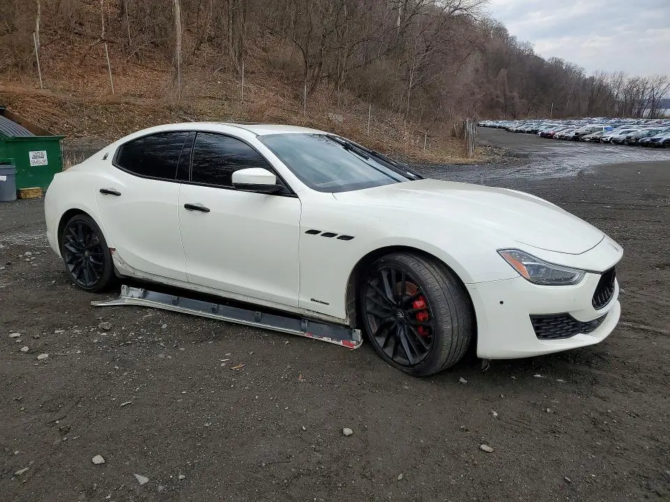 2019 MASERATI GHIBLI S  