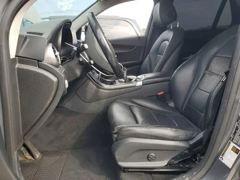 2016 MERCEDES-BENZ GLC 300  
