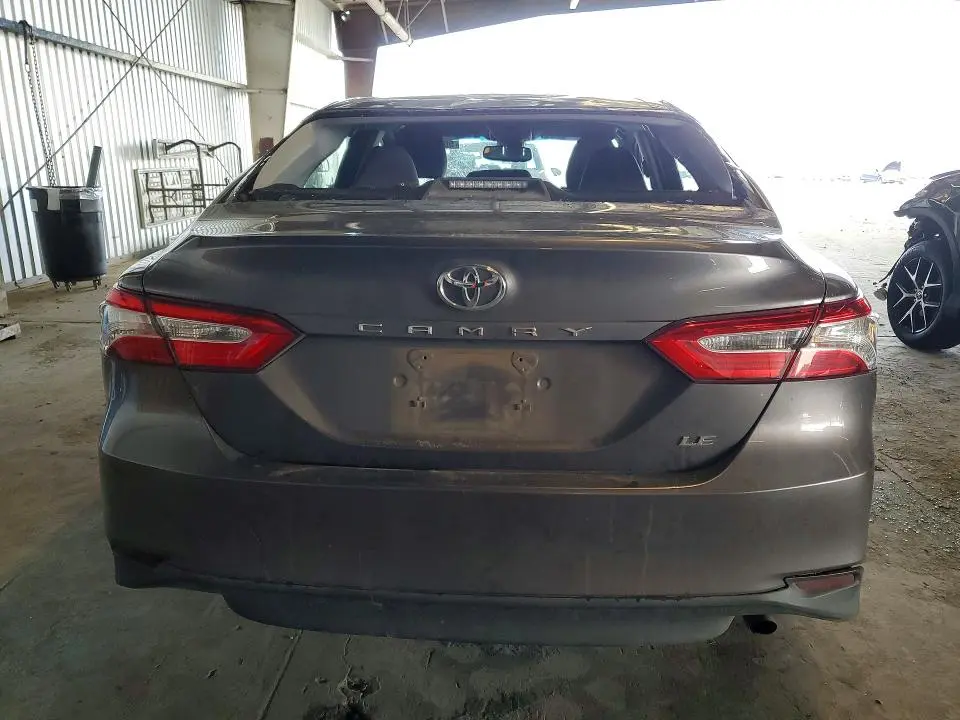 2018 TOYOTA CAMRY LE  