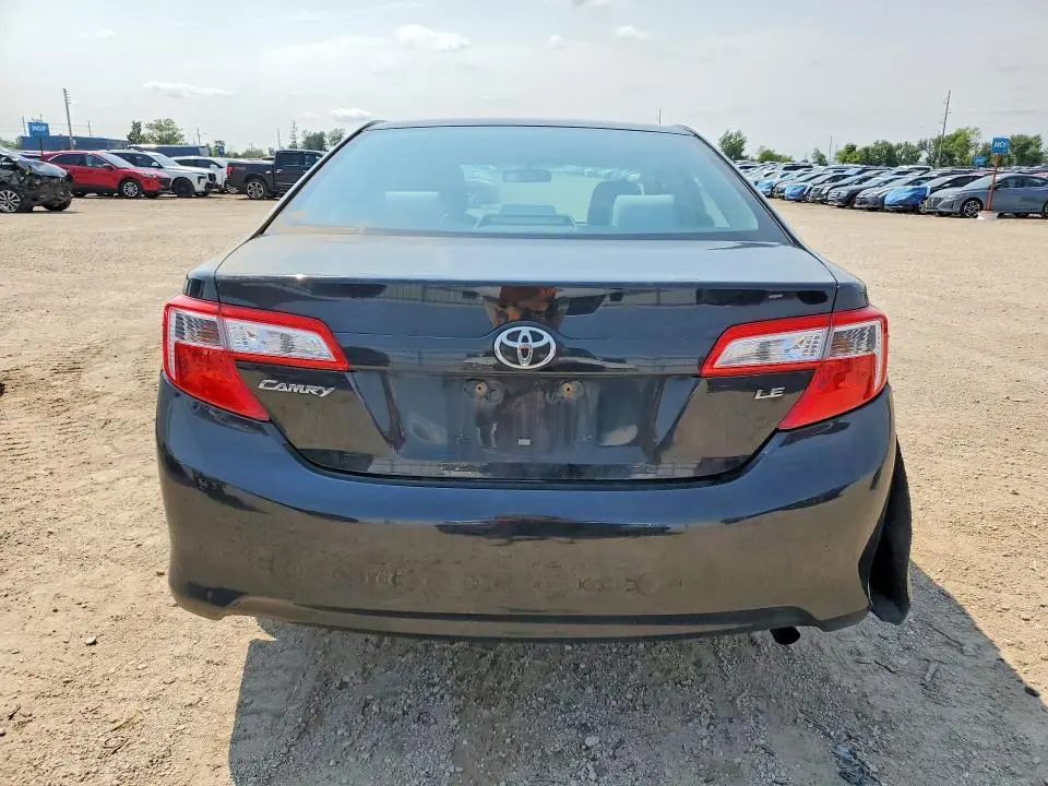 2012 TOYOTA CAMRY LE  